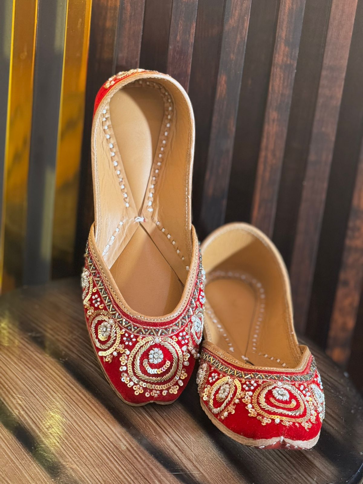Rangrez Jutti