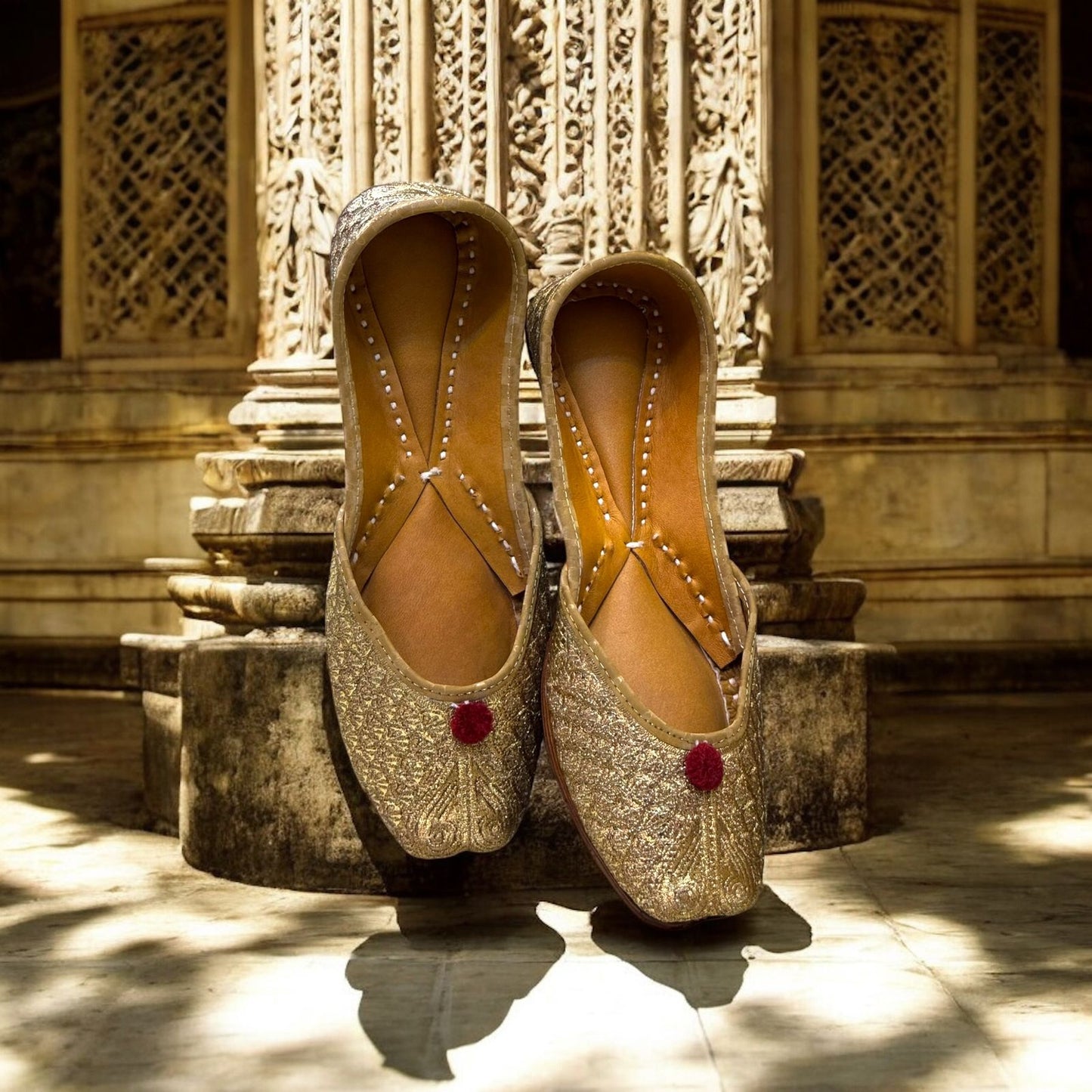 Golden Jutti