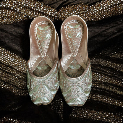 Satin Dreams Jutti